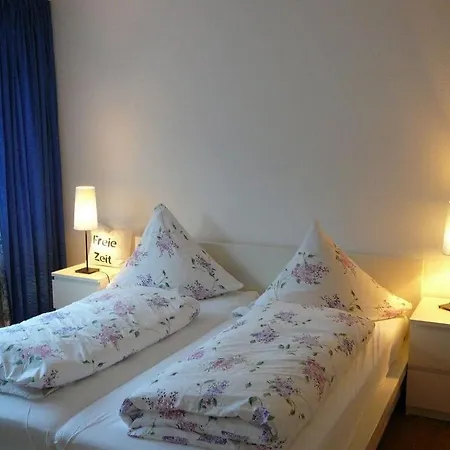 Holiday Lake View كونستانز